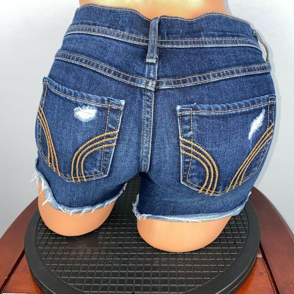 Hollister Jrs 1 Distressed Fringe Cuff Midi Shorts - Picture 6 of 7